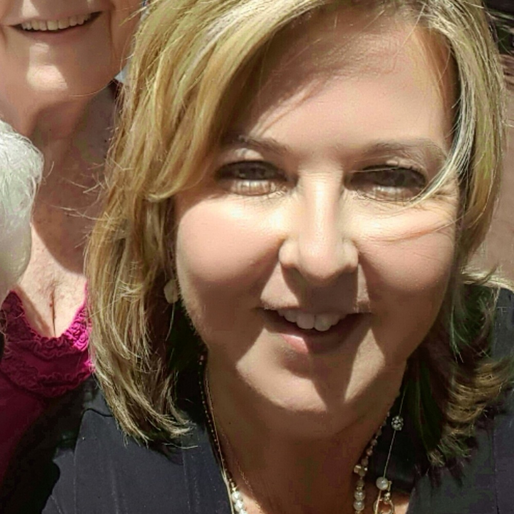 Meet your Posher, Dana